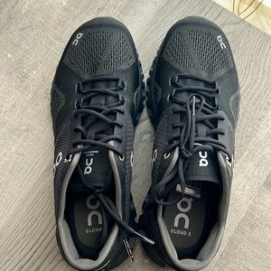 On Cloud X, Black/Asphalt, Size 7.5